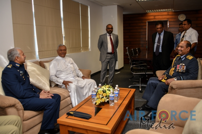 Pakistan Air Force Chief meets State Minister Defence