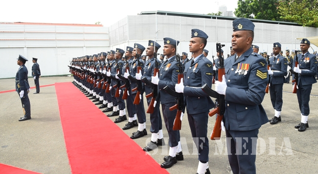Pakistan Chairman of the Joint Chiefs of Staff Committee Calls on the Commander