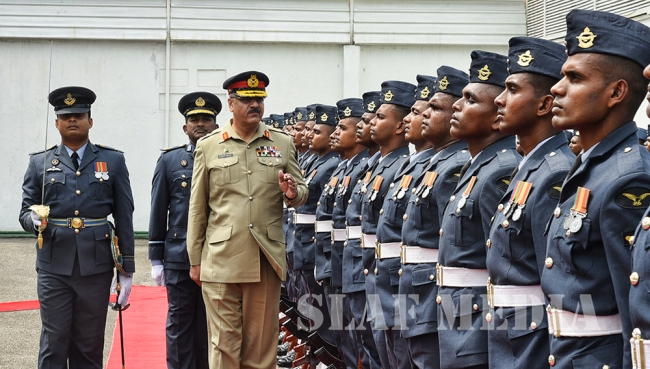 Pakistan Chairman of the Joint Chiefs of Staff Committee Calls on the Commander