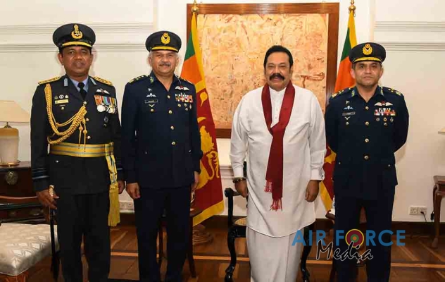 CHIEF OF AIR STAFF OF THE PAKISTAN AIR FORCE CALLS ON THE
COMMANDER OF THE SRI LANKA AIR FORCE, SECRETARY TO THE MINISTRY OF DE