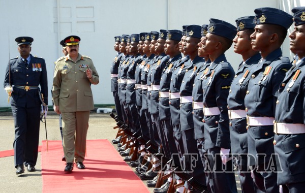 Army Chief of Pakistan Visits SLAF