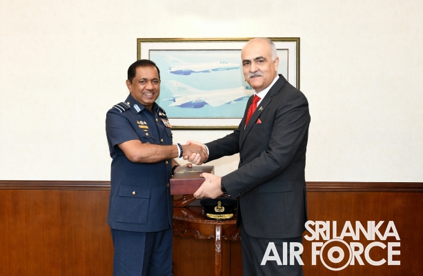 PAKISTAN HIGH COMMISIONER CALLS ON COMMANDER