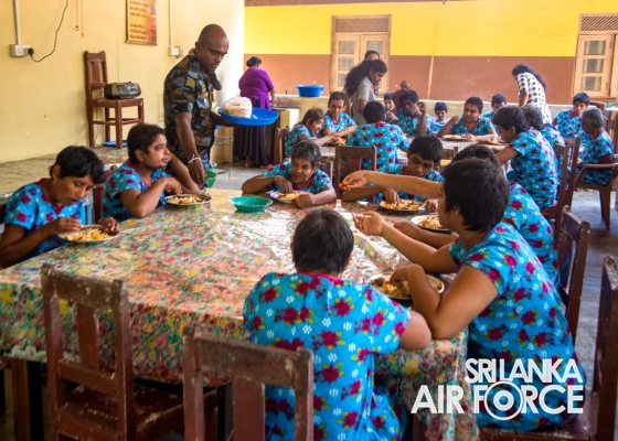 PARACHUTE TRAINING SCHOOL AT SLAF STATION AMPARA CELEBRATES 20TH ANNIVERSARY