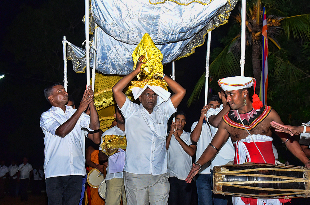 Annual all Night Pirith Chanting Ceremony and Alms Giving Held
at SLAF Station Morawewa.