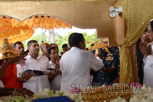 Placing of Sacred Relics in 'Sandahiru Seya'