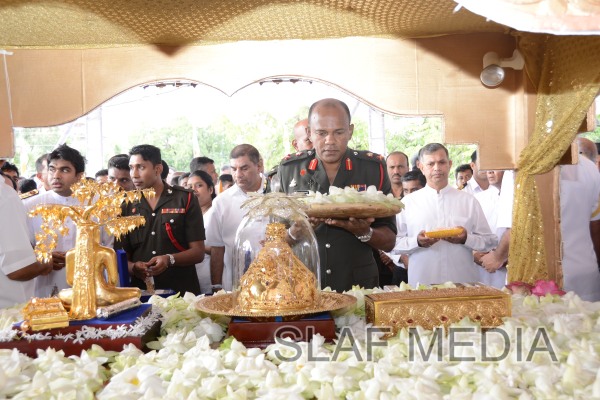 Placing of Sacred Relics in 'Sandahiru Seya'