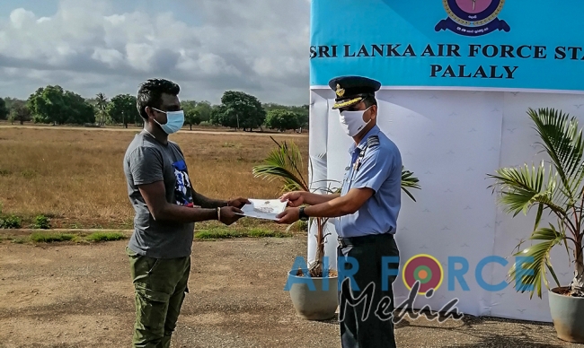 100 Civilians Quarantined at the SLAF Quarantine Centre at Palaly Leave for Homes