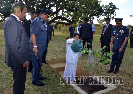 President Visits the Sri Lanka Air Force