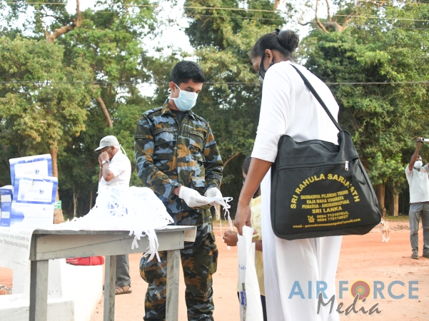 203 Returnees Released from SLAF Quarantine Centre at Mullaittivu