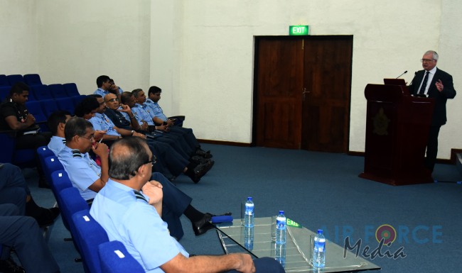 Rear Admiral Simon Henley Conducts Lecture on How to Take the Air Force to the Next Generation