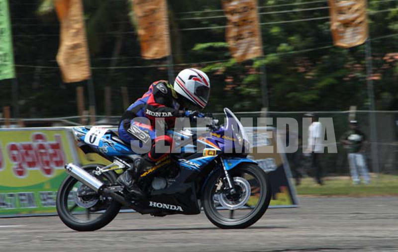 Weerasinghe and Caldera shine at SLAF Rotherham Circuit Meet 2010