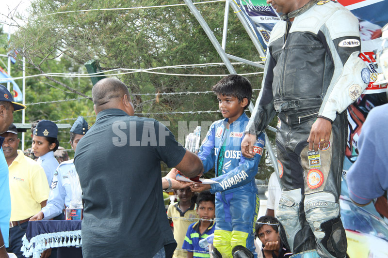 Weerasinghe and Caldera shine at SLAF Rotherham Circuit Meet 2010