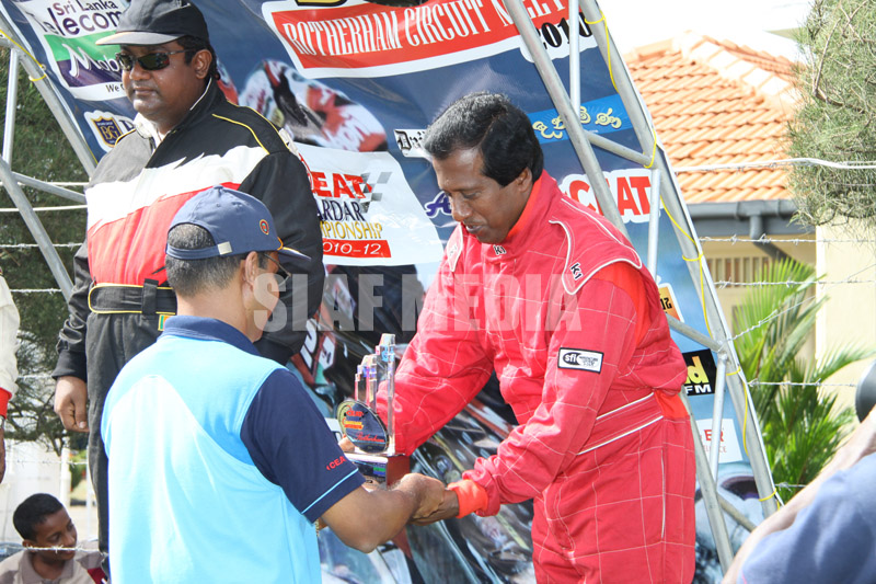 Weerasinghe and Caldera shine at SLAF Rotherham Circuit Meet 2010