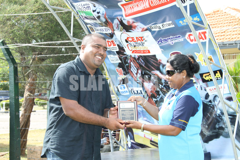 Weerasinghe and Caldera shine at SLAF Rotherham Circuit Meet 2010