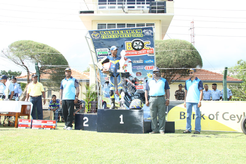 Weerasinghe and Caldera shine at SLAF Rotherham Circuit Meet 2010