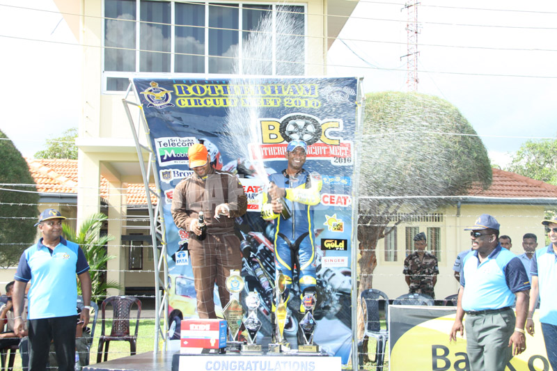 Weerasinghe and Caldera shine at SLAF Rotherham Circuit Meet 2010