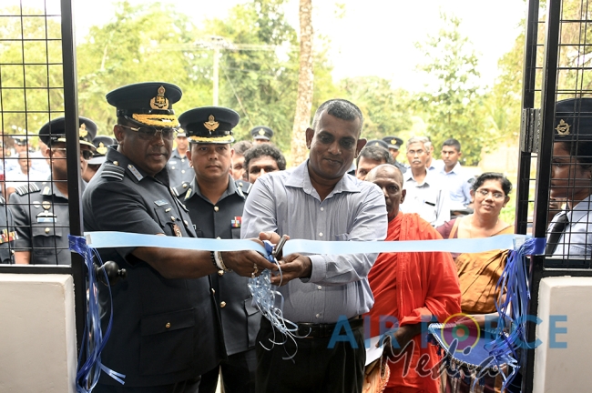 Handing Over of Newly Constructed Building for Mahakandiya Primary School Uhana