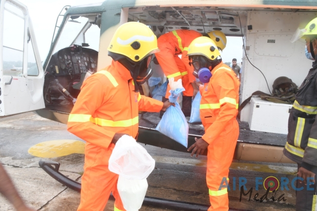 SLAF DEPLOY BELL-212 TO ASSIST CONTAINER SHIP “X-PRESS PEARL”