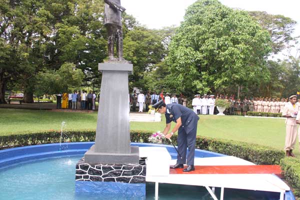 The Commander of the Air Force Air Chief Marshall Roshan Goonetilleke was the Chief Guest Sir John Kothalawala Defence university