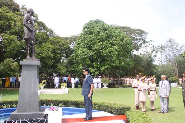 The Commander of the Air Force Air Chief Marshall Roshan Goonetilleke was the Chief Guest Sir John Kothalawala Defence university