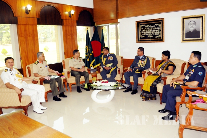 Commander of the Sri Lanka Air Force Visits Bangladesh