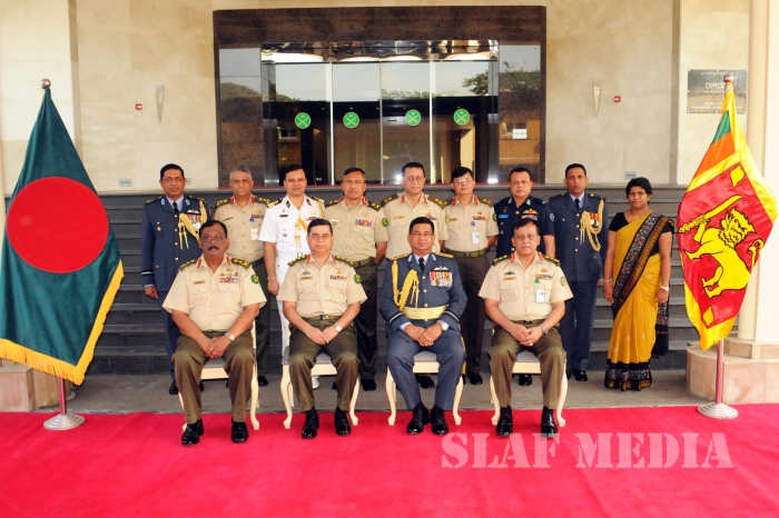 Commander of the Sri Lanka Air Force Visits Bangladesh