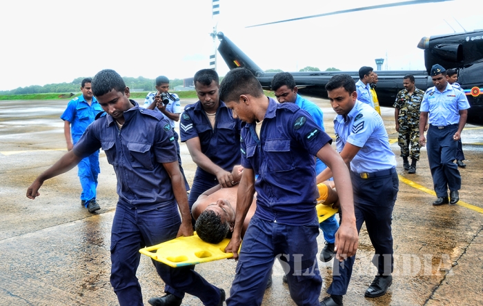 SLAF Rescued Capsized Fishermen in Negombo Pitipana Sea