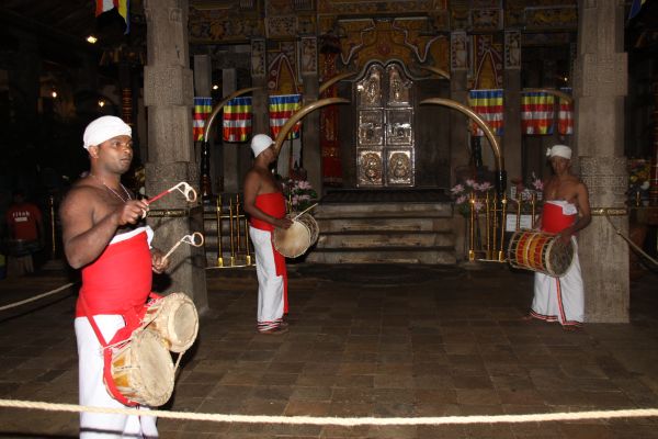 60th Anniversary Commemoration Ceremony – Alms Giving At Sri Dalada Maligawa