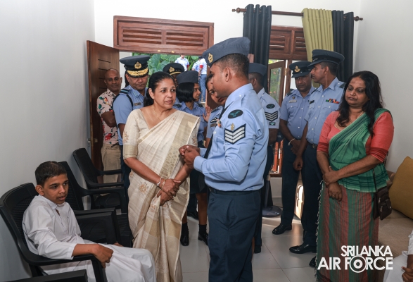 SLAF SEVA VANITHA UNIT HANDS OVER TWO NEWLY CONSTRUCTED HOUSES TO SLAF PERSONNEL