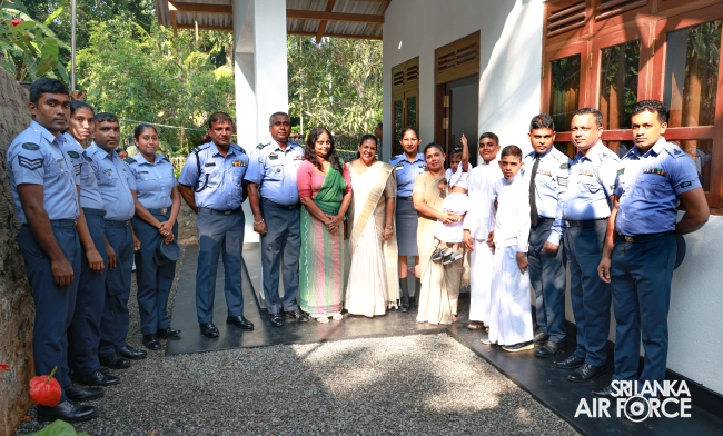 SLAF SEVA VANITHA UNIT HANDS OVER TWO NEWLY CONSTRUCTED HOUSES TO SLAF PERSONNEL