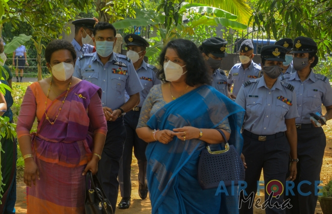 SLAF SEVA VANITHA UNIT MAKES SPECIAL DONATION PROGRAMME AT 'THABUTHTHEGEMA' ZONAL EDUCATION DIVISION