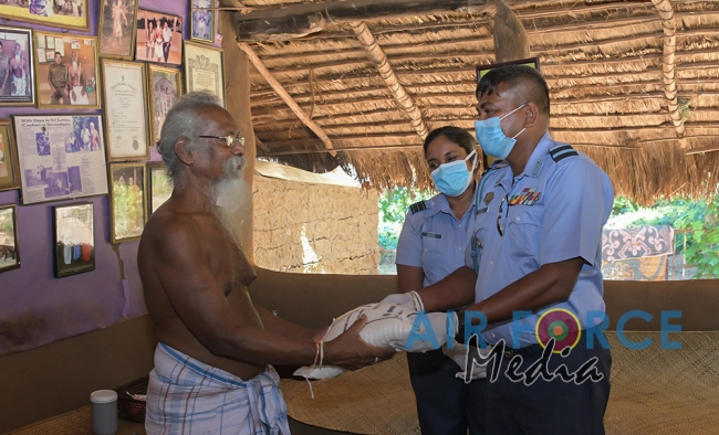 Seva Vanitha Unit donates Dry Rations to Indigenous Families in Dabana