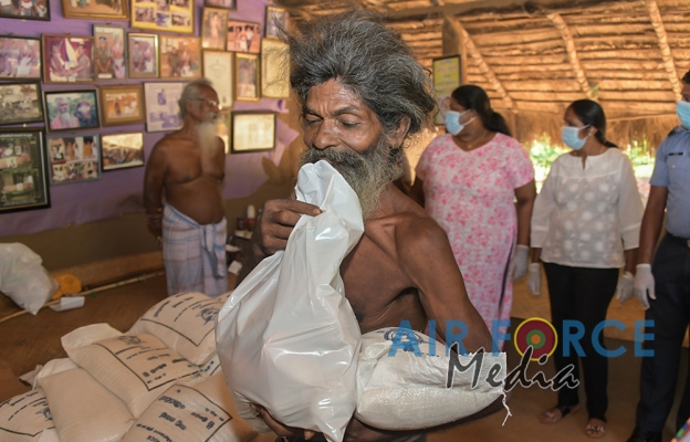 Seva Vanitha Unit donates Dry Rations to Indigenous Families in Dabana