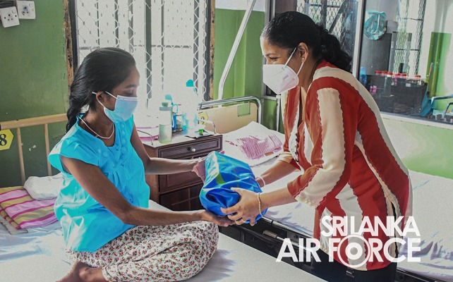 MATERNAL PATIENTS AT DE SOYZA MATERNITY HOSPITAL RECEIVES DONATIONS FROM SEVA VANITHA UNIT