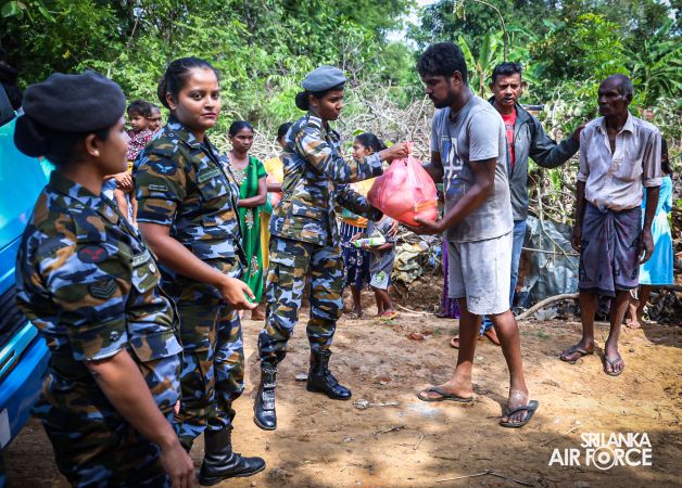 SVU OF SLAF BASE HINGURAKGODA CONDUCTS DONATION PROGRAMME FOR FAMILIES IN NEED