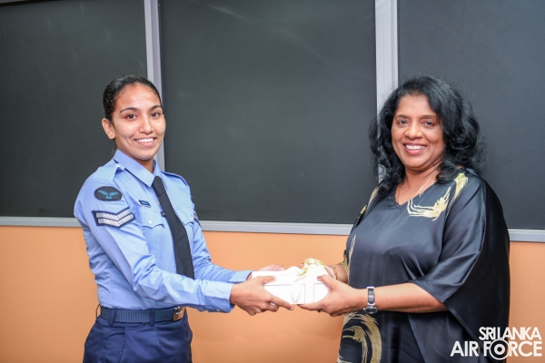 12th ASIAN NETBALL CHAMPIONS FELICITATTED BY THE SLAF SEVA VANITHA UNIT