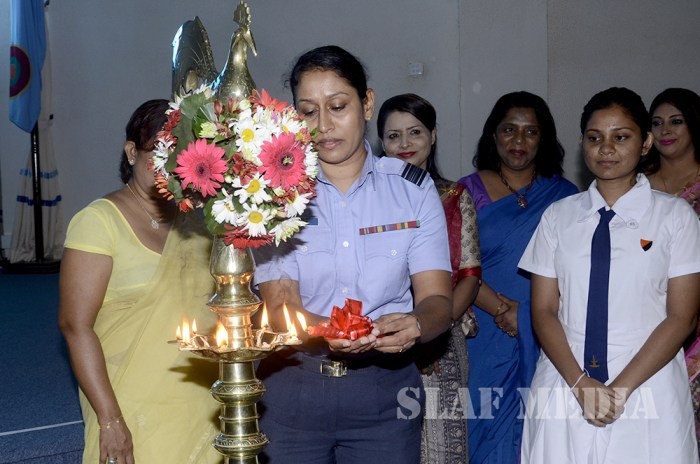 Air Force Scholarship Programme and Gifts for Students