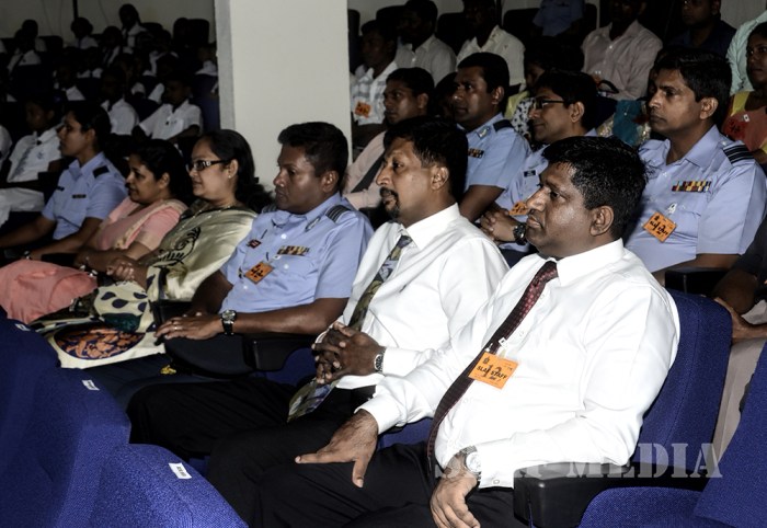 Air Force Scholarship Programme and Gifts for Students