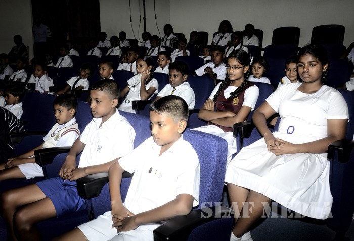 Air Force Scholarship Programme and Gifts for Students