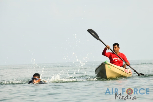 SLAF SWIMMER LEADING AIRCRAFTMAN ROSHAN ABEYSUNDARA BREAKS ASIAN RECORD