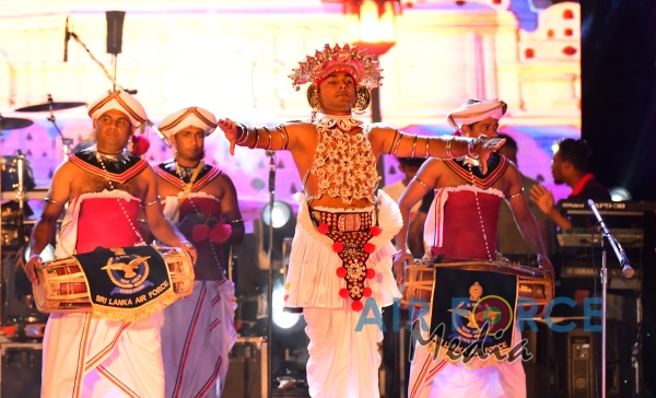 Large Crowds on the Second Day of 'Air Tattoo 2019'