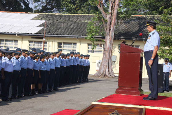 The Commander Extends His New Year Wishes