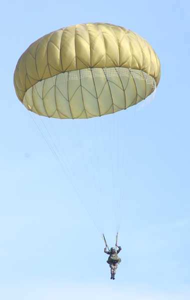 The Parachute Training School produces its 20th Batch The Parachute Training School produces its 20th Batch