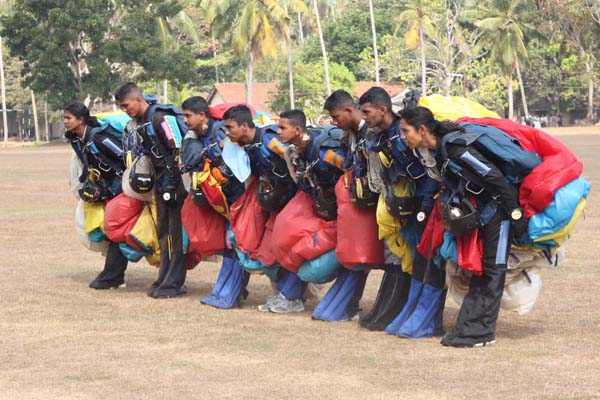 The Parachute Training School produces its 21st Batch