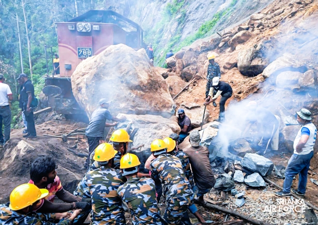 SLAF TROOPS ASSIST IN RESTORING UPCOUNTRY RAILWAY OPERATIONS