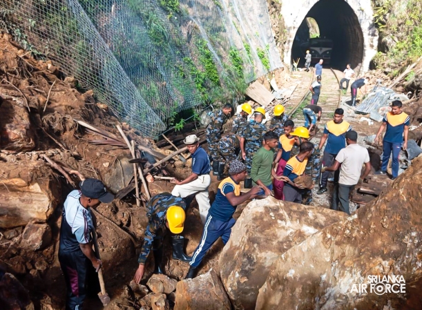SLAF TROOPS ASSIST IN RESTORING UPCOUNTRY RAILWAY OPERATIONS