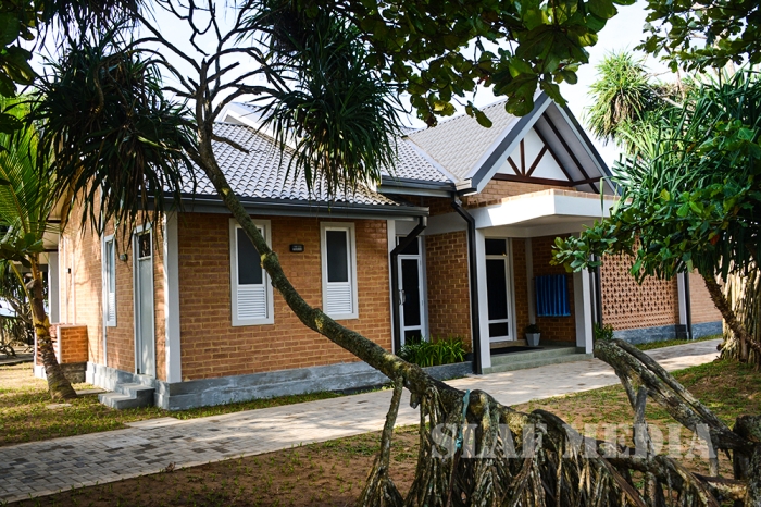 Southern Horizon Chalet and Officer's Transit Block Open at Koggala