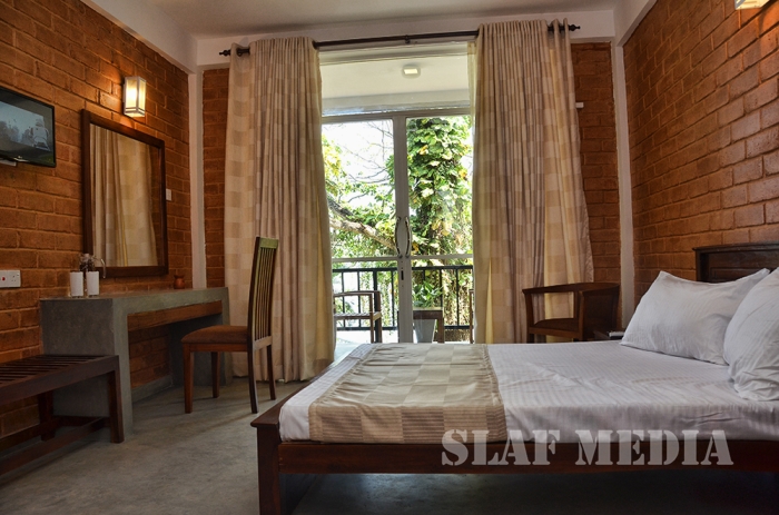 Southern Horizon Chalet and Officer's Transit Block Open at Koggala