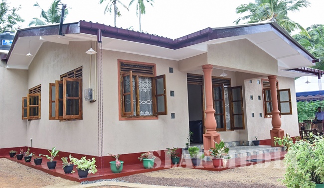 Handing over of 5th & 6th Houses Under the 'Commanders Housing Project'