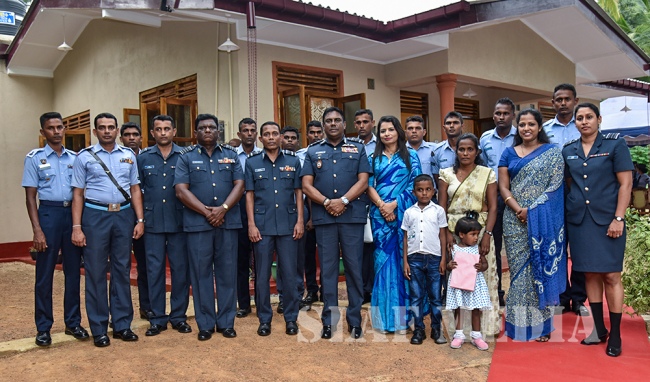 Handing over of 5th & 6th Houses Under the 'Commanders Housing Project'